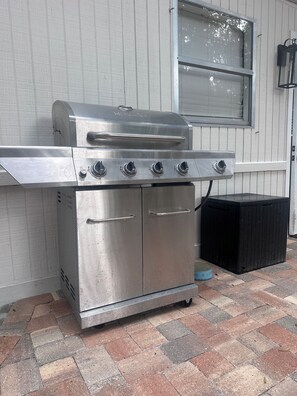 Gas Grill