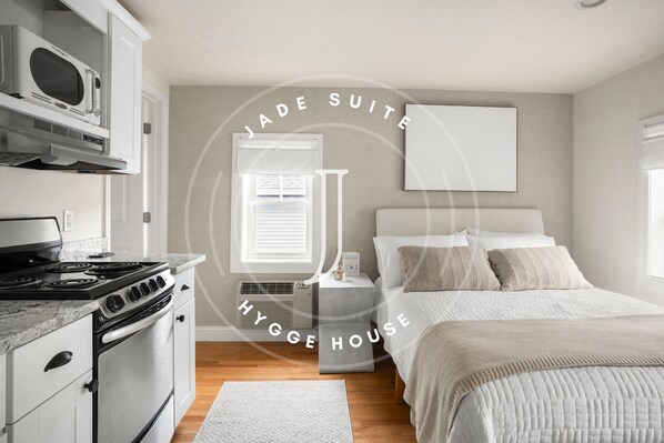 Jade Suite eFull