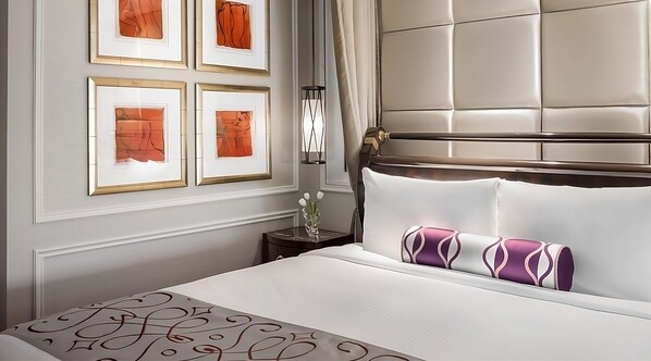 Unit with King size bed
