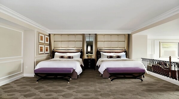 Unit with 2 Queen size beds