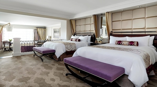 Unit with 2 Queen size beds