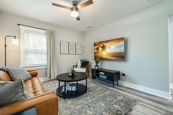 Bright and cozy living room