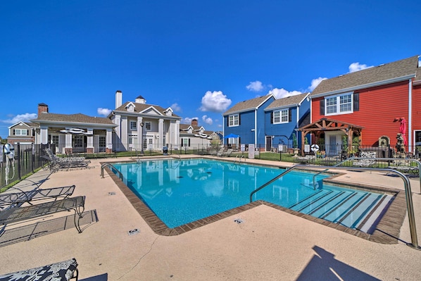 Afton Vacation Rental | 2BR | 2.5BA | Stairs Required | 1,100 Sq Ft