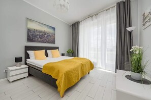 Bedroom with a wardrobe.
