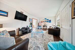 Relax and enjoy your time in the comfortable furnishings.