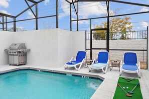 Private Pool & Patio