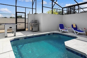 Private Pool & Patio