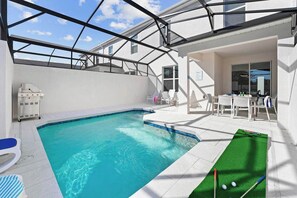 Private Pool & Patio