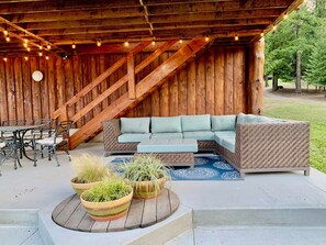 Spacious deck seating to enjoy the lakefront view.