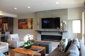 Main living room in the three bedroom Colorado Residence.