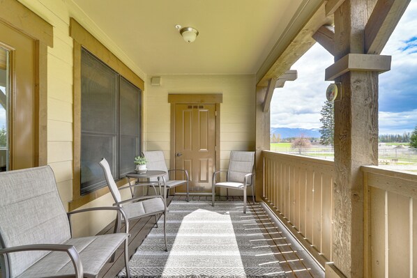 Whitefish Vacation Rental | 2BR | 2BA | 1,204 Sq Ft | Step-Free Entry