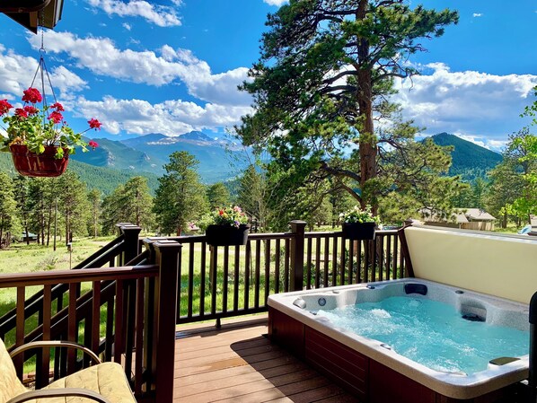 Welcome to Estes Park!