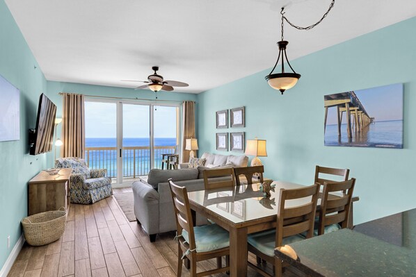 From the instant you step through the door, enjoy the beauty of this space and the magnificent Gulf views.