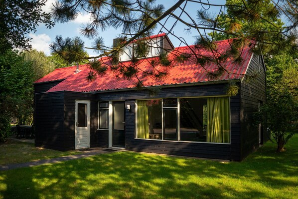 Holiday Home Exterior [summer]