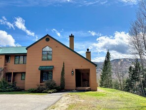 Stunning view of the fabled ski slopes of Bretton Woods sprawling in front of your eyes, so close you can almost touch them