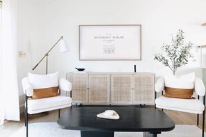 Samsung Smart TVs, Cable, and Internet