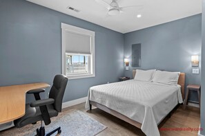 Middle Bedroom with Workstation ~ Queen