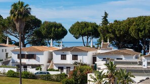 Through the window you can enjoy a peaceful view with the ocean on the background
#view #ocean #oceanview #algarve #portugal