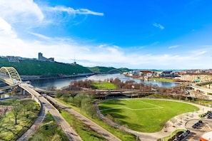 Grand View of Ohio River