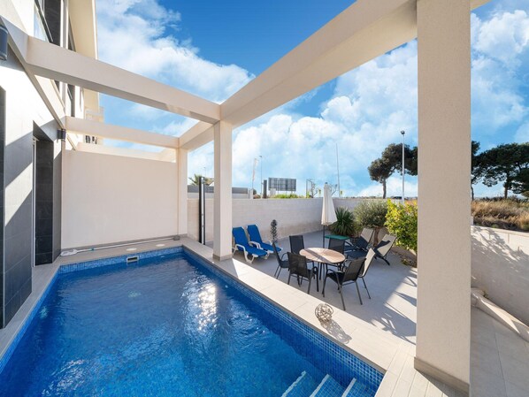 Holiday Home Swimming Pool