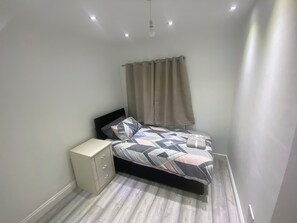 Bedroom2