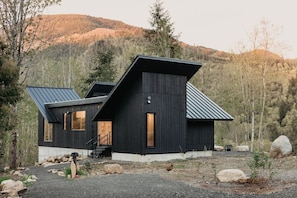 Building, Cottage, House, Cabin, Outdoors