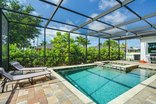 Cape Coral Vacation Rental | 5BR | 4BA | 1 Step to Enter | 3,062 Sq Ft