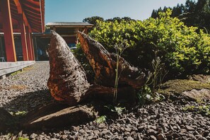 Utsikt mot trädgården