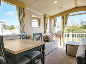 Open plan living space | Turnberry - Seaton Sands Retreats, Seaton Sands