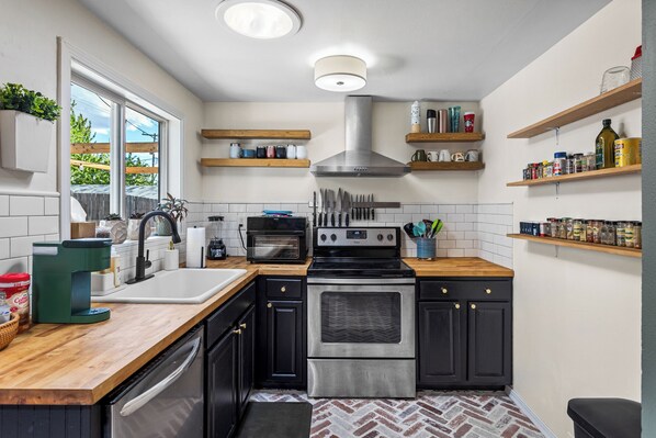 Private kitchen