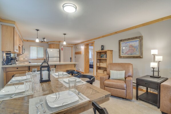 Winter Park Vacation Rental | 2BR | 2BA | Stairs Required | 923 Sq Ft
