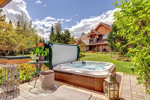 Private Hot Tub
