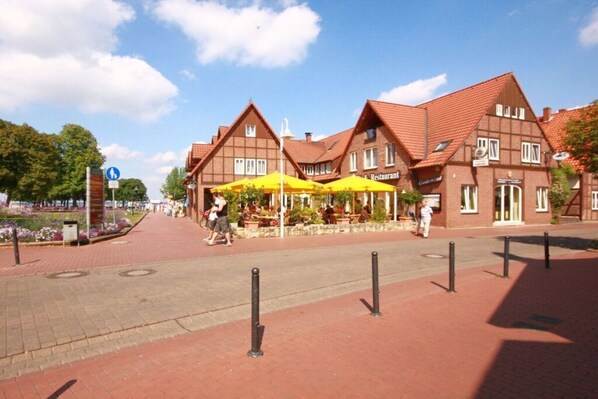 Außenseite Ferienhaus [Sommer]