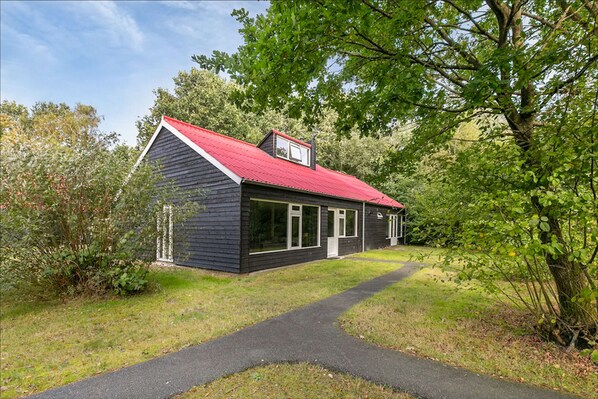 Holiday Home Exterior [summer]