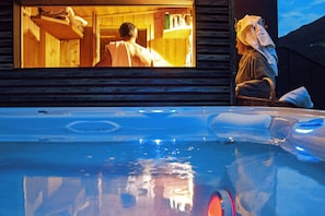 Holiday Home Swimming Pool