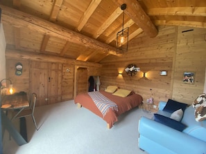 CHAL07 chambre 3 oue