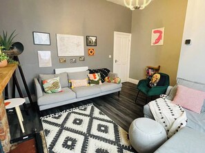 Living room (1)