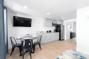 Dining/Kitchen
