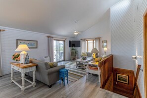 Top Level Living Area