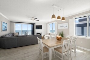 Living Room/Dining Room