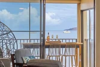 Oceanfront updated 2 bedroom/2bath condo on 6 mile beach