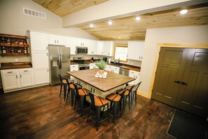 Large Kitchen