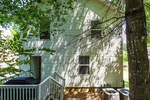 Back entry to house