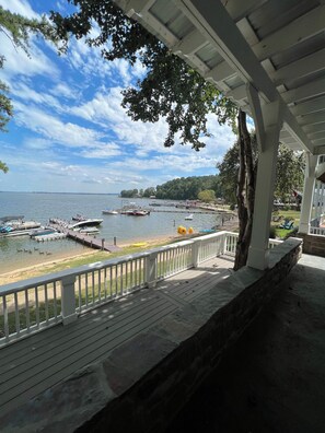 Lakeview