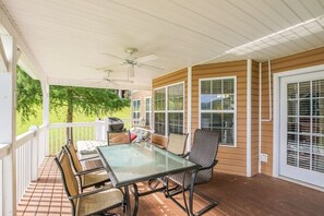 back porch dining