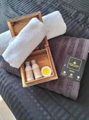 Bathroom amenities