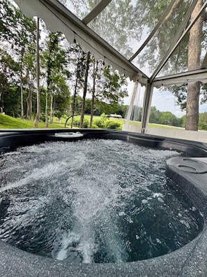 Bain à remous extérieur