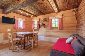 Living and dining room