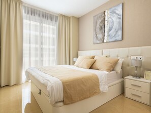 Eigentum, Möbel, Komfort, Fenster, Holz, Textil, Schatten, Gebäude, Interior Design, Fussboden