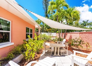 Private patio off of Coquina Bungalow